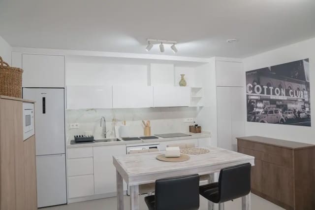 1 makuuhuone Huoneisto myytävänä paikassa Centro ciudad, Fuengirola - 339 000 € (Ref: 9773363)