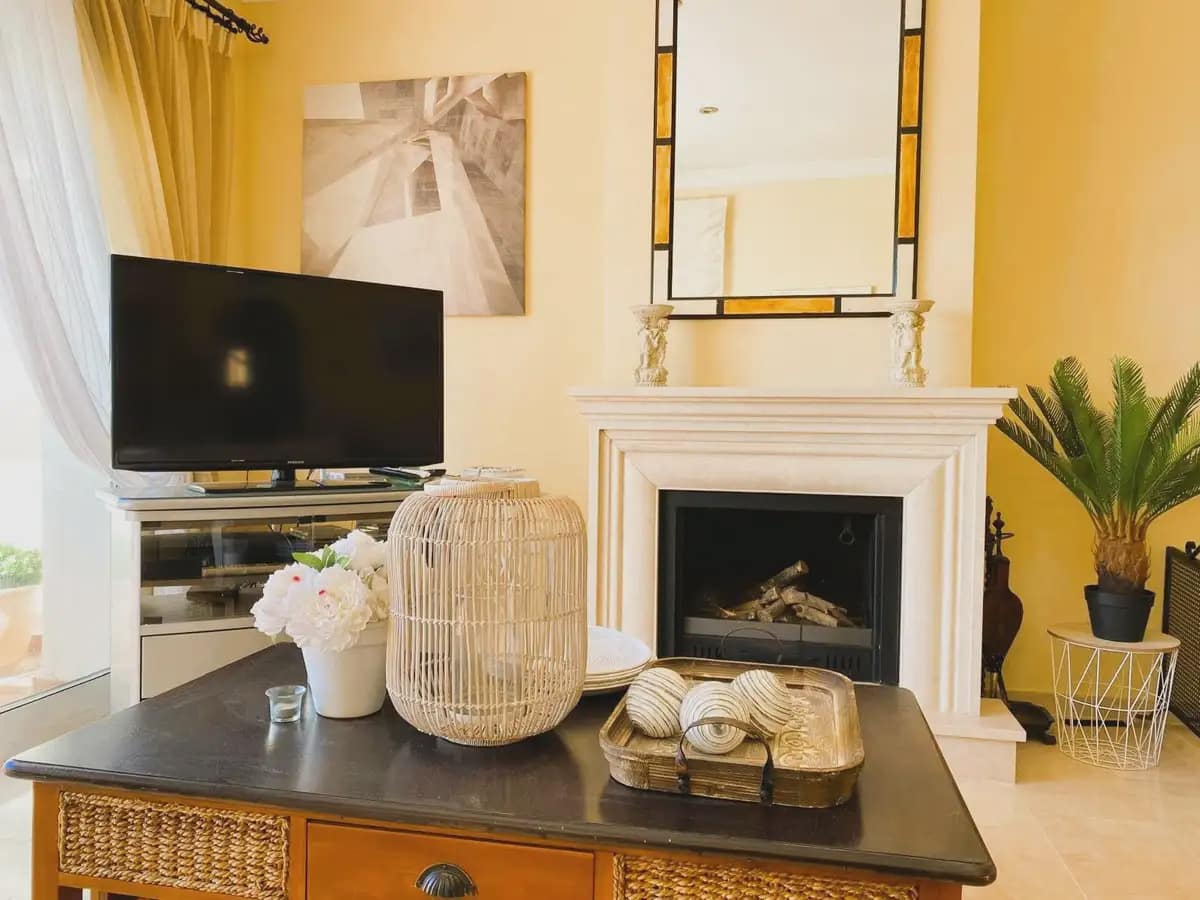 2 soverom Penthouse til salgs i Marbella med svømmebasseng garasje - € 595 000 (Ref: 9782868)