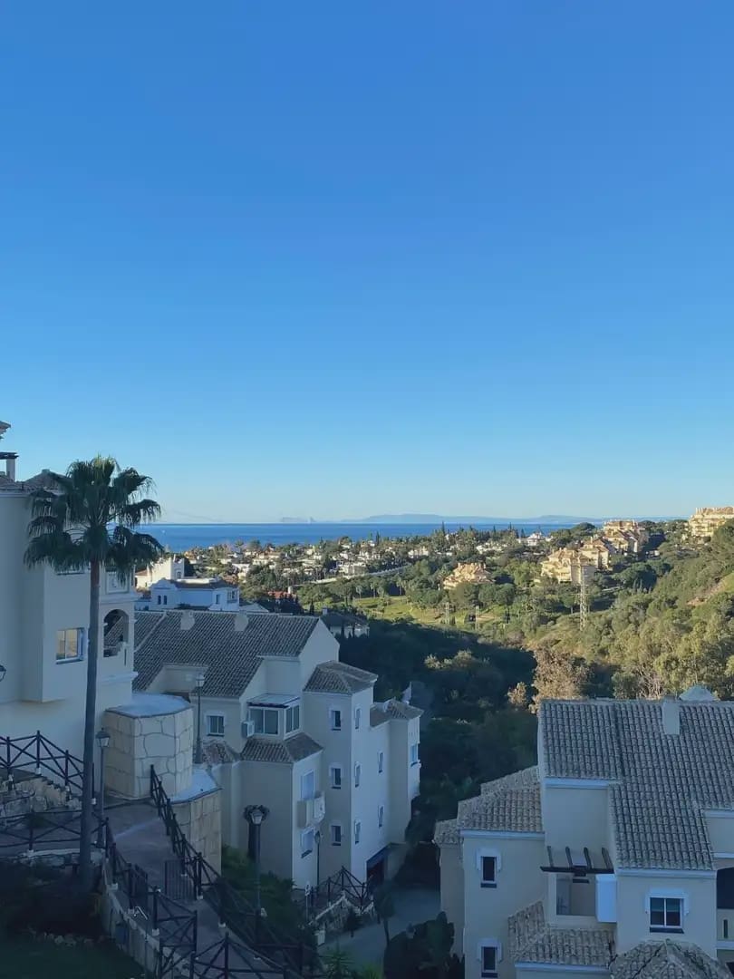 2 soverom Penthouse til salgs i Marbella med svømmebasseng garasje - € 595 000 (Ref: 9782868)