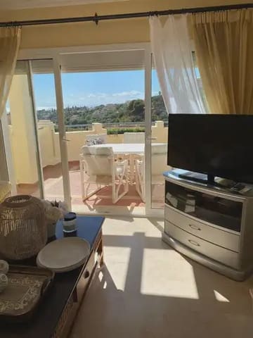 2 sovrum Takvåning till salu i Elviria, Marbella med pool garage - 550 000 € (Ref: 9782868)