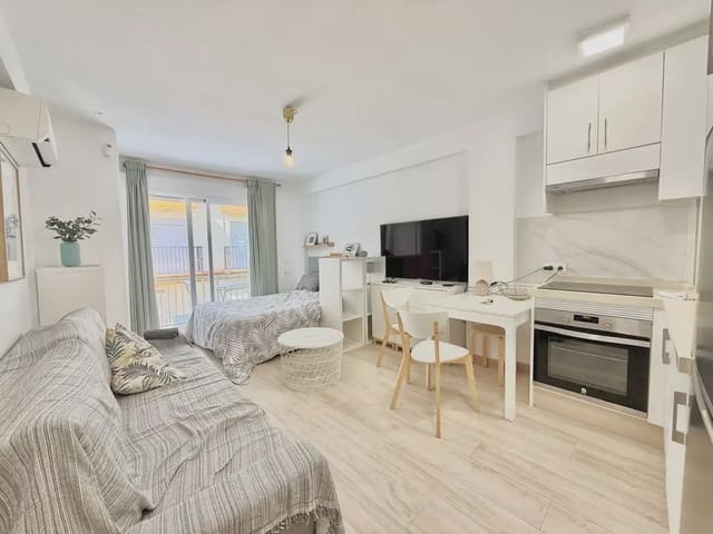 Studio na sprzedaż w Centro ciudad, Fuengirola - 189 900 € (Ref: 9782869)