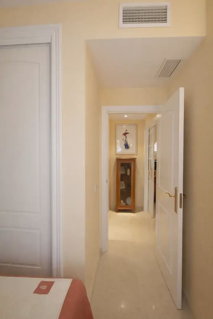 2 chambre Appartement à vendre à Marbella avec piscine garage - 460 000 € (Ref: 9782870)