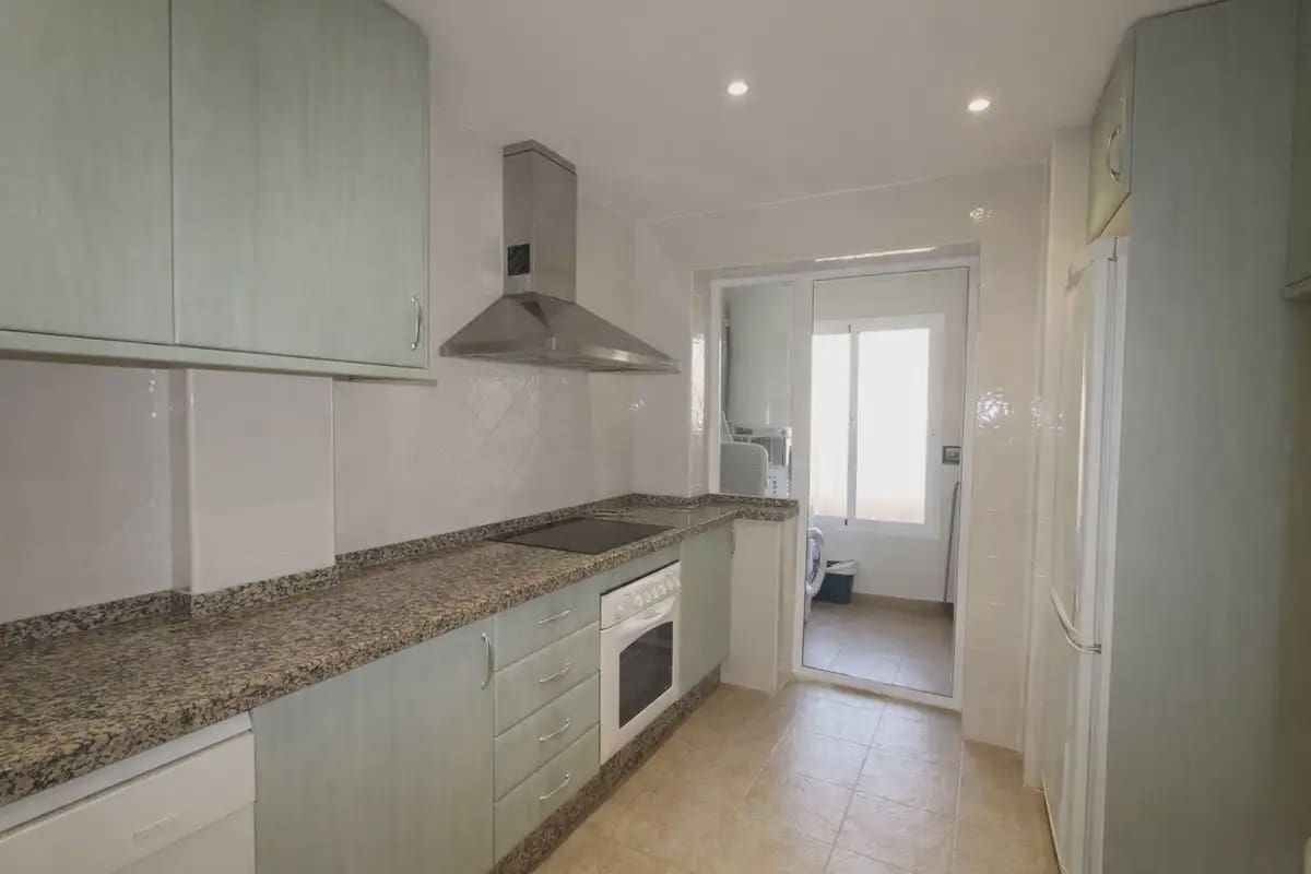 2 chambre Appartement à vendre à Marbella avec piscine garage - 460 000 € (Ref: 9782870)