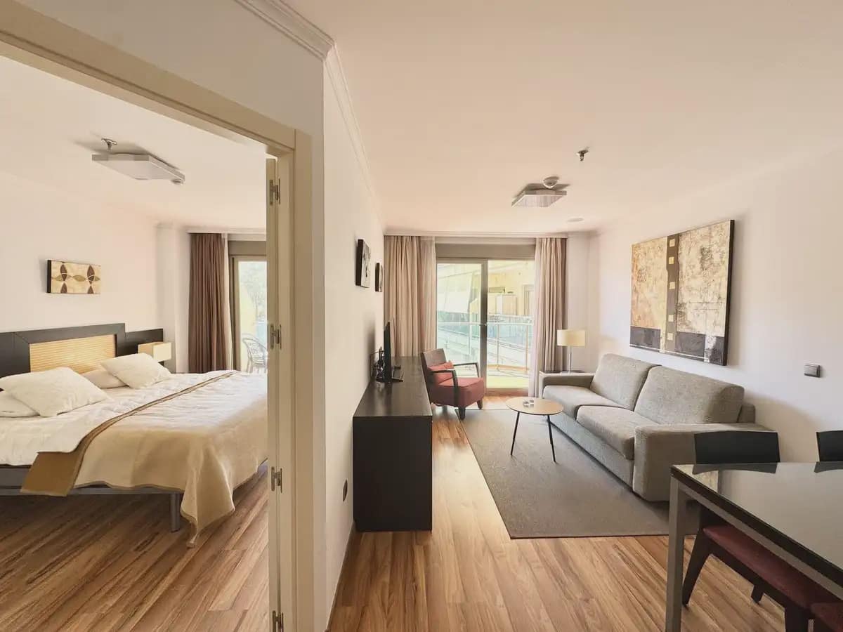 1 soverom Strandleiligheter til salgs i Benalmadena med svømmebasseng garasje - € 249 000 (Ref: 9782875)