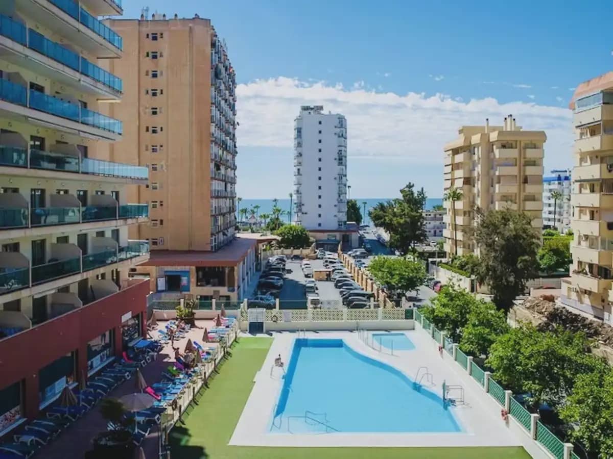 1 soverom Strandleiligheter til salgs i Benalmadena med svømmebasseng garasje - € 249 000 (Ref: 9782875)