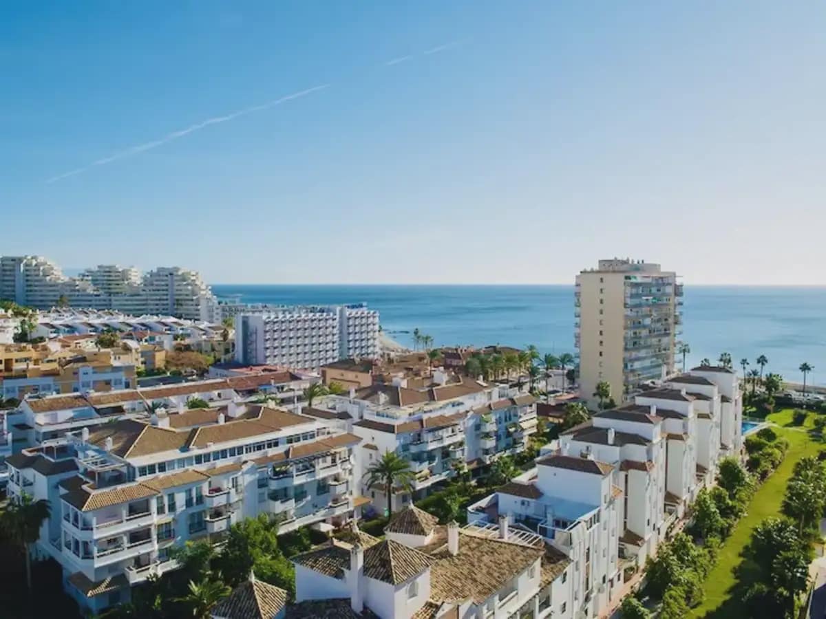 1 soverom Strandleiligheter til salgs i Benalmadena med svømmebasseng garasje - € 249 000 (Ref: 9782875)