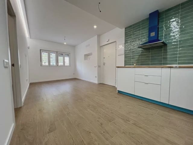 1 soverom Leilighet til salgs i Torremolinos - € 265 000 (Ref: 9782876)