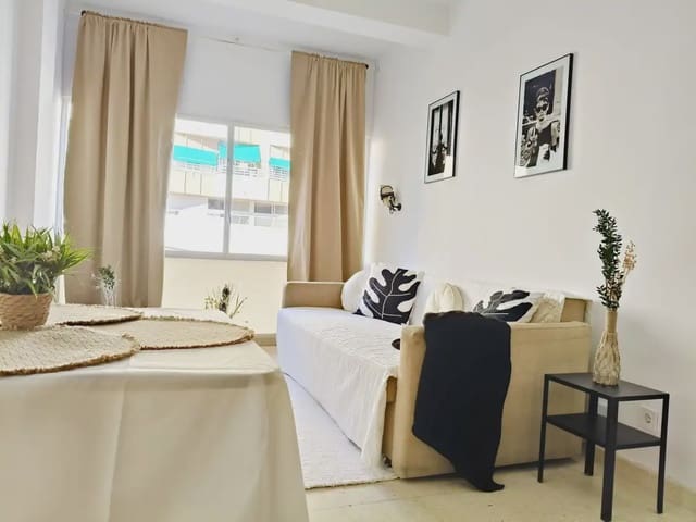 1 sovrum Lägenhet till salu i Torremolinos - 212 000 € (Ref: 9782877)