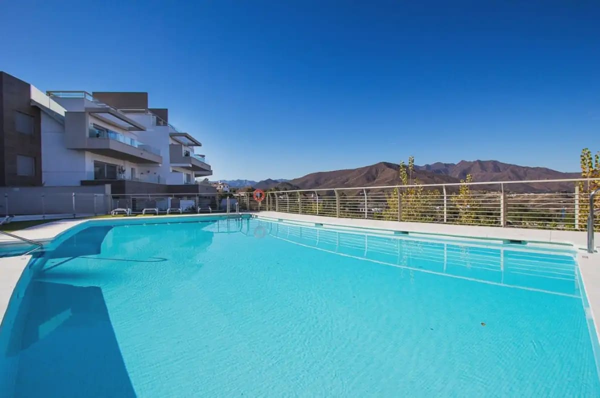 3 soverom Leilighet til salgs i Mijas med svømmebasseng garasje - € 595 000 (Ref: 9782881)