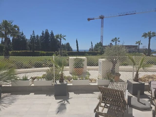 2 chambre Appartement à vendre à El Faro de Calaburra - Chaparral, Mijas avec piscine garage - 475 000 € (Ref: 9782883)