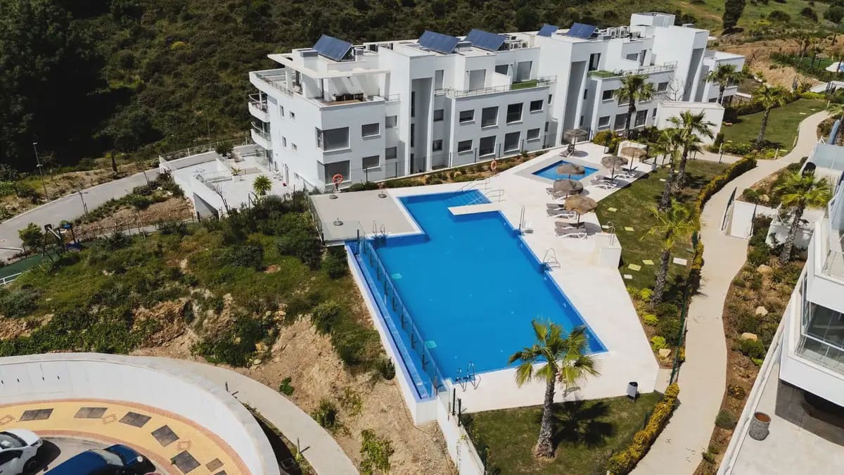 2 soveværelse Lejlighed til salg i Mijas med swimmingpool garage - € 475.000 (Ref: 9782883)