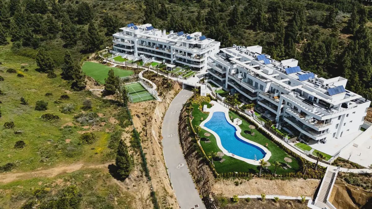 2 soveværelse Lejlighed til salg i Mijas med swimmingpool garage - € 475.000 (Ref: 9782883)