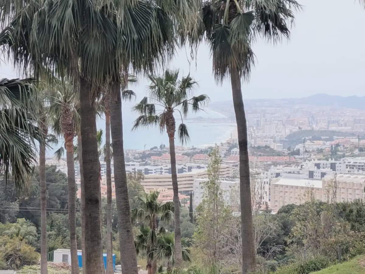 3 sypialnia Apartament na sprzedaż w Benalmadena z basenem garażem - 548 000 € (Ref: 9782884)