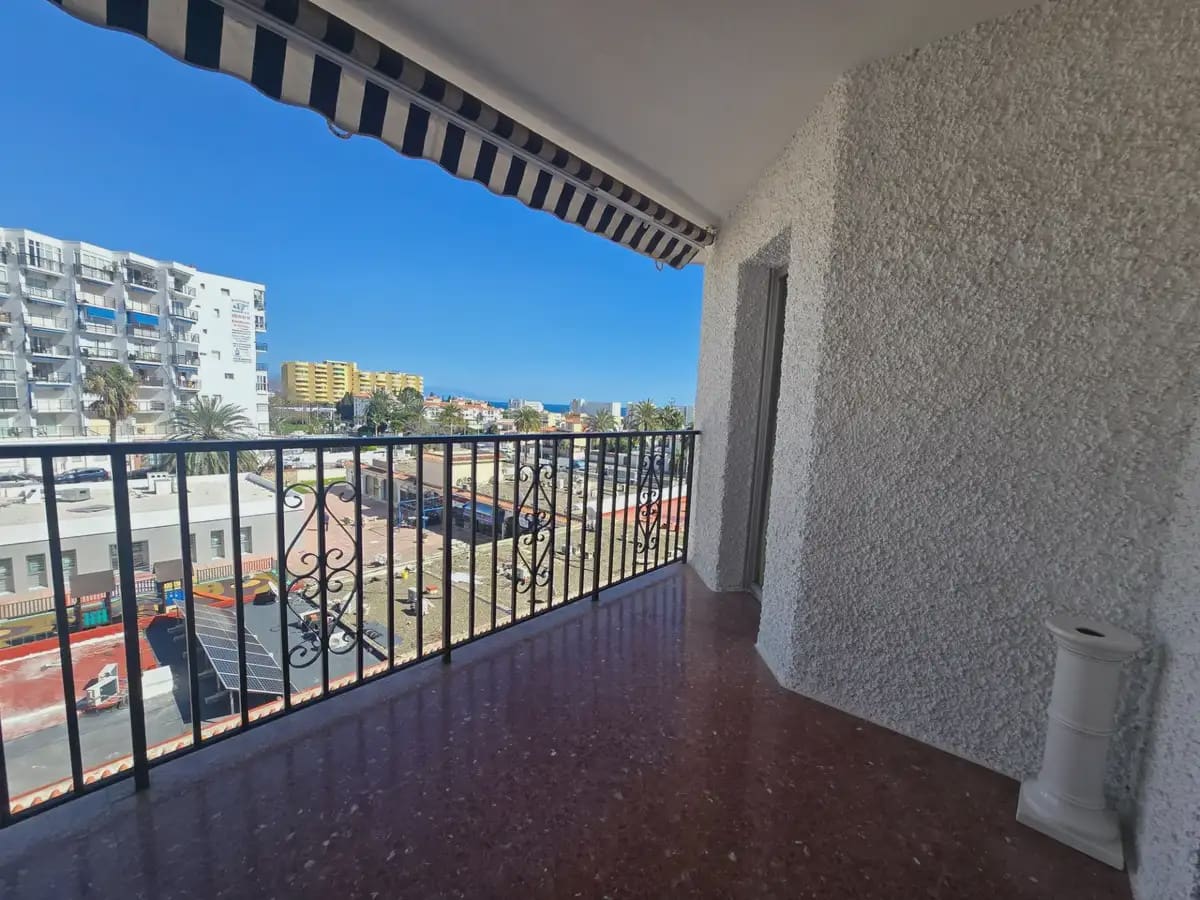 2 sypialnia Apartament na sprzedaż w Benalmadena z basenem garażem - 325 000 € (Ref: 9782885)