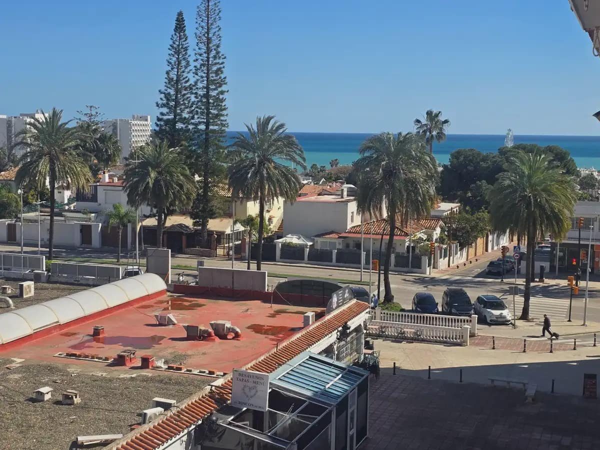 2 sypialnia Apartament na sprzedaż w Benalmadena z basenem garażem - 325 000 € (Ref: 9782885)