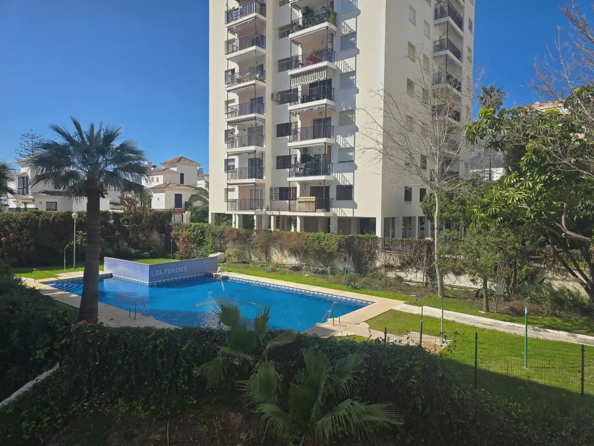 2 sypialnia Apartament na sprzedaż w Benalmadena z basenem garażem - 325 000 € (Ref: 9782885)