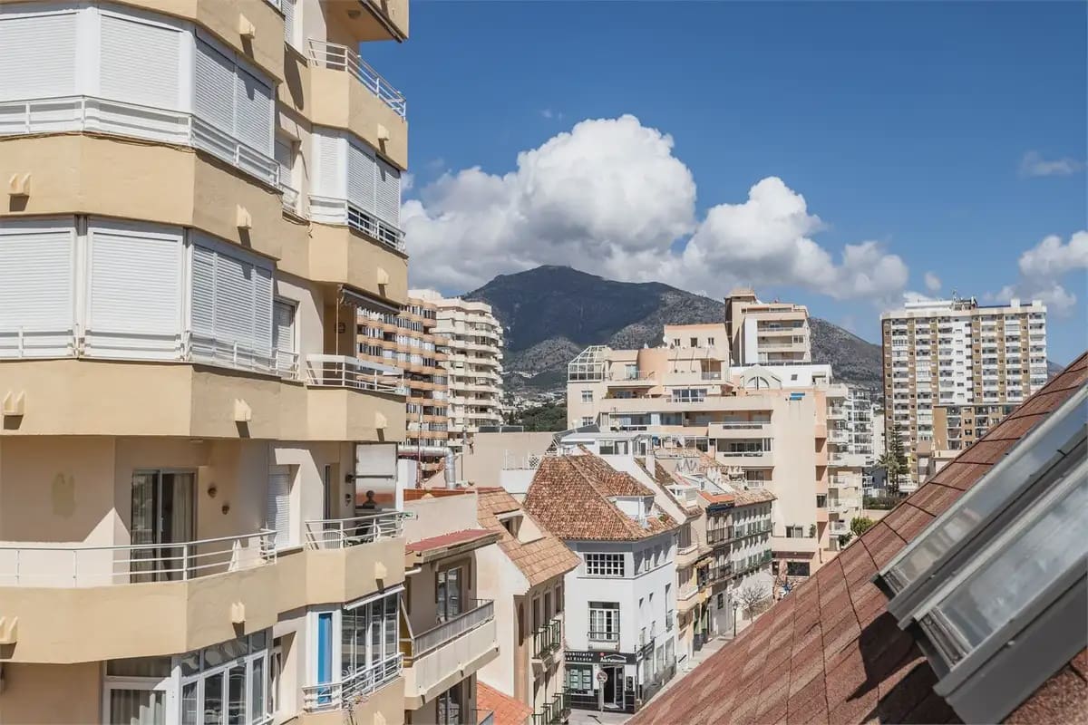 3 slaapkamer Appartement te koop in Fuengirola - € 595.000 (Ref: 9782886)