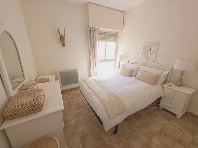 2 soveværelse Strandlejlighed til salg i Centro ciudad, Fuengirola med garage - € 320.000 (Ref: 9798454)