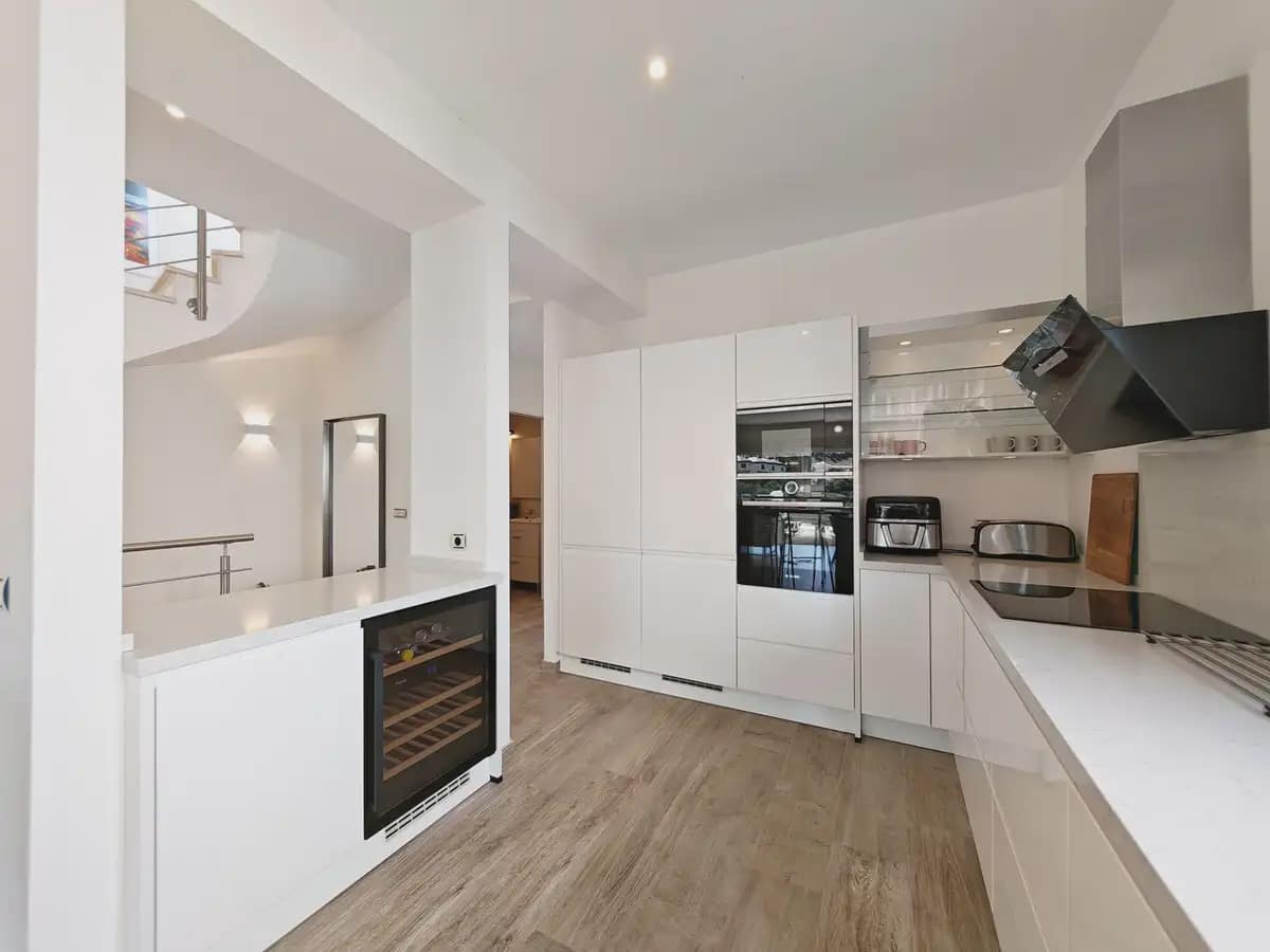 3 soveværelse Semi-Rækkehus til salg i Mijas med swimmingpool garage - € 900.000 (Ref: 9798459)