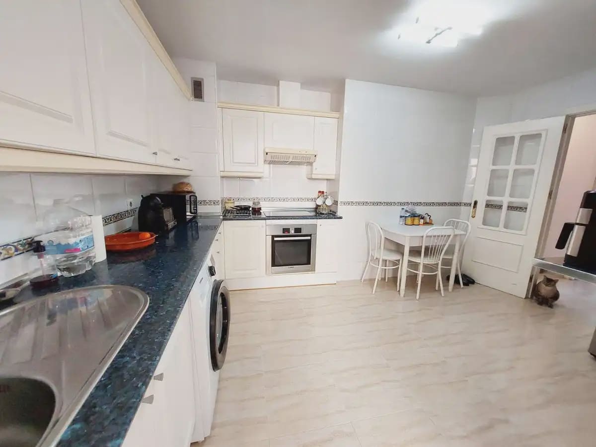 2 bedroom Apartment for sale in Torremolinos - € 375,000 (Ref: 9798460)