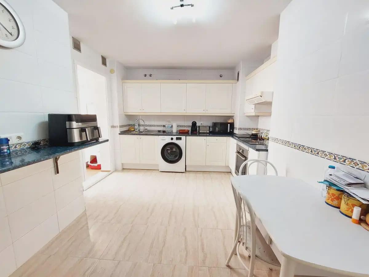 2 bedroom Apartment for sale in Torremolinos - € 375,000 (Ref: 9798460)