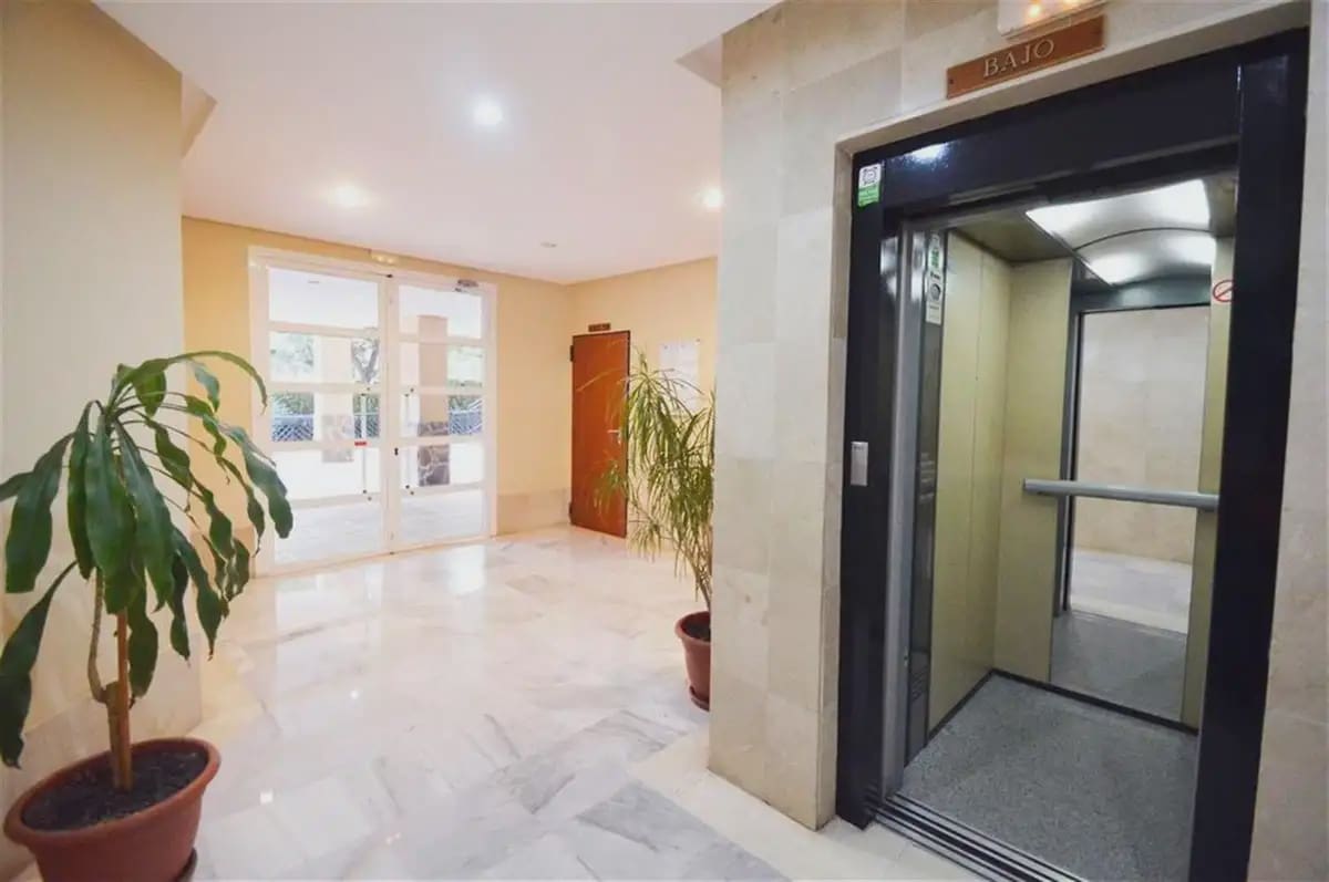 2 bedroom Apartment for sale in Torremolinos - € 375,000 (Ref: 9798460)