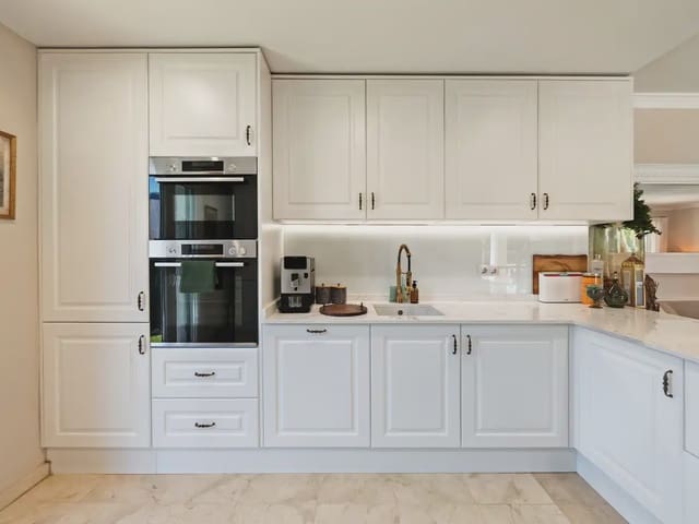 4 chambre Villa/Maison à vendre à Calahonda, Mijas avec piscine - 1 150 000 € (Ref: 9798461)