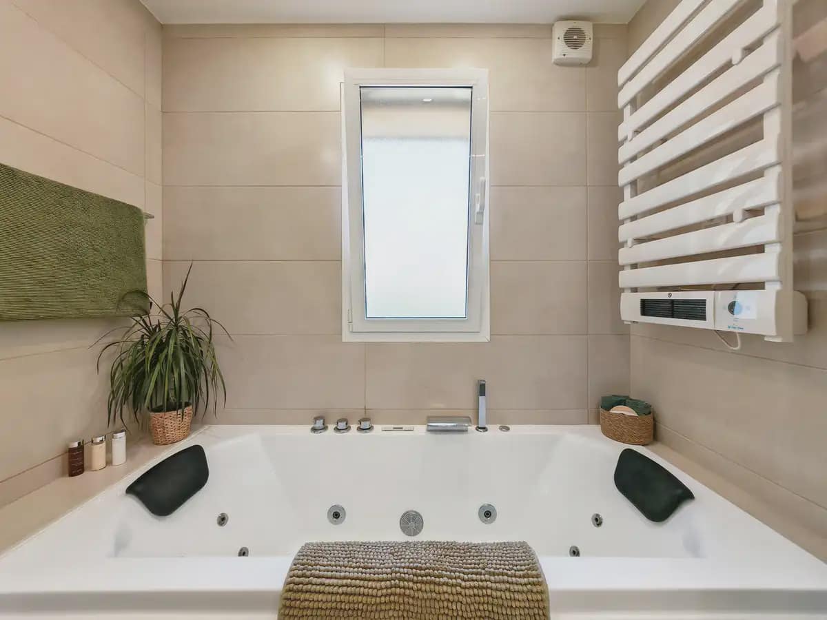 4 chambre Villa/Maison à vendre à Mijas avec piscine - 1 150 000 € (Ref: 9798461)