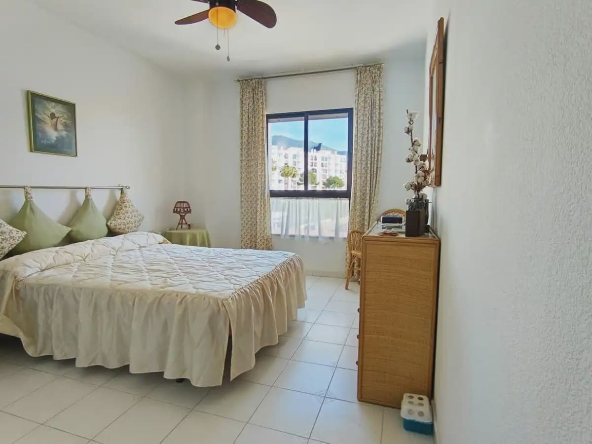 2 makuuhuone Huoneisto myytävänä paikassa Fuengirola mukana uima-altaan 
autotalli - 499 000 € (Ref: 9802594)