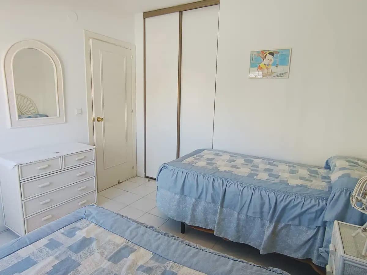 2 makuuhuone Huoneisto myytävänä paikassa Fuengirola mukana uima-altaan 
autotalli - 499 000 € (Ref: 9802594)