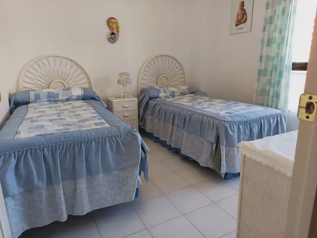 2 makuuhuone Huoneisto myytävänä paikassa Fuengirola mukana uima-altaan 
autotalli - 499 000 € (Ref: 9802594)