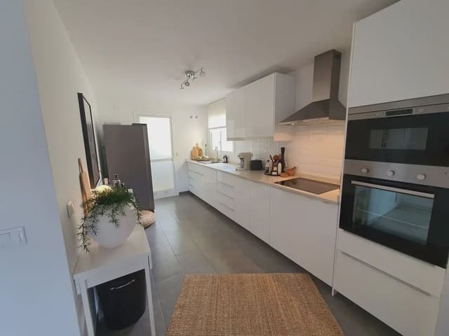 3 chambre Penthouse à vendre à Centro ciudad, Fuengirola avec piscine garage - 595 000 € (Ref: 9807407)