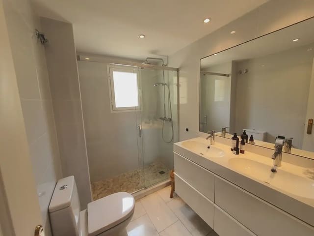 3 chambre Penthouse à vendre à Centro ciudad, Fuengirola avec piscine garage - 595 000 € (Ref: 9807407)