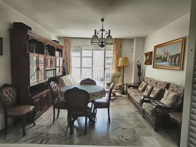 3 slaapkamer Appartement te koop in Centro ciudad, Fuengirola met zwembad garage - € 785.000 (Ref: 9816666)