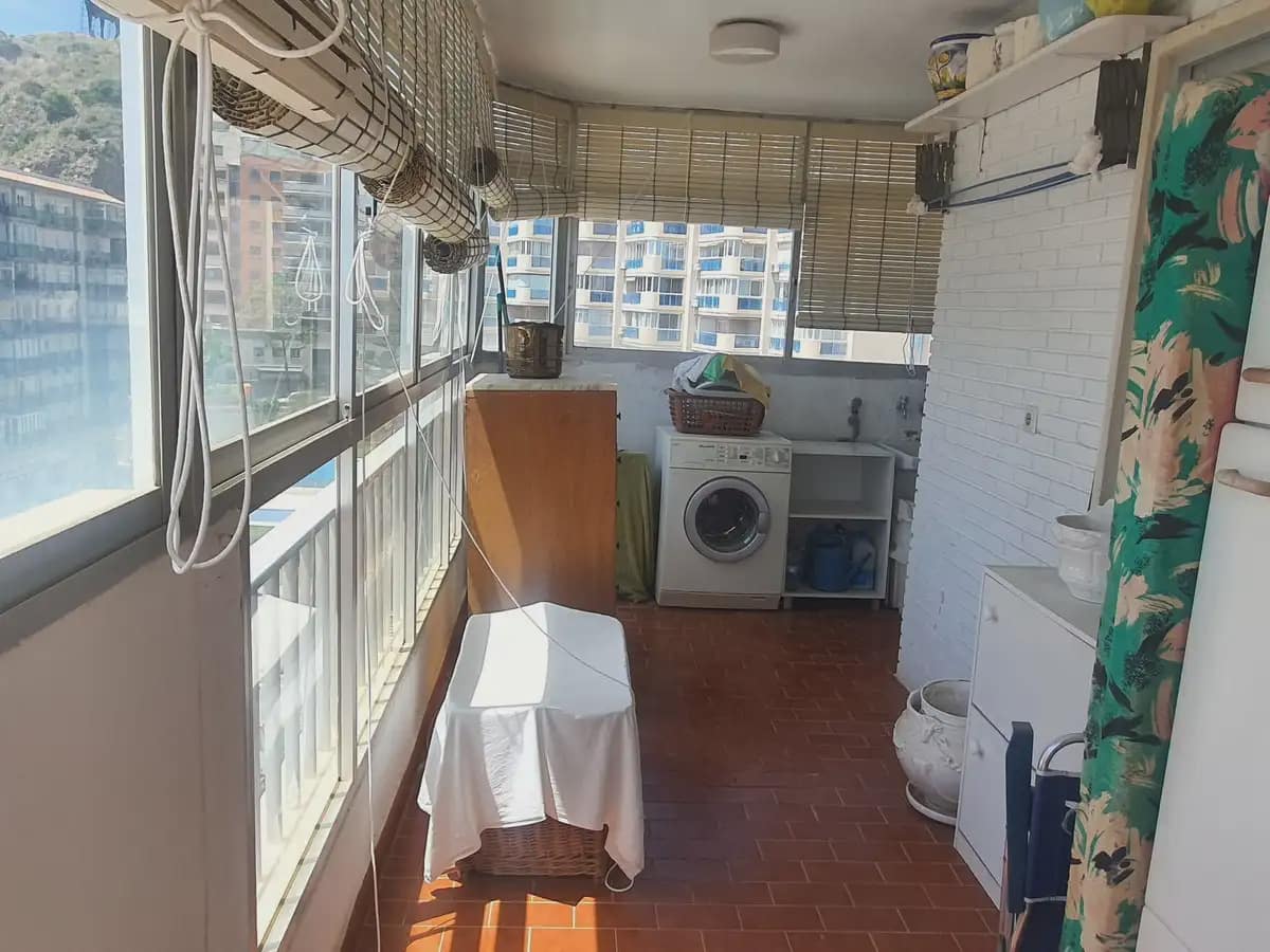 3 bedroom Beach Apartment for sale in Fuengirola with pool garage - € 1,000,000 (Ref: 9820726)