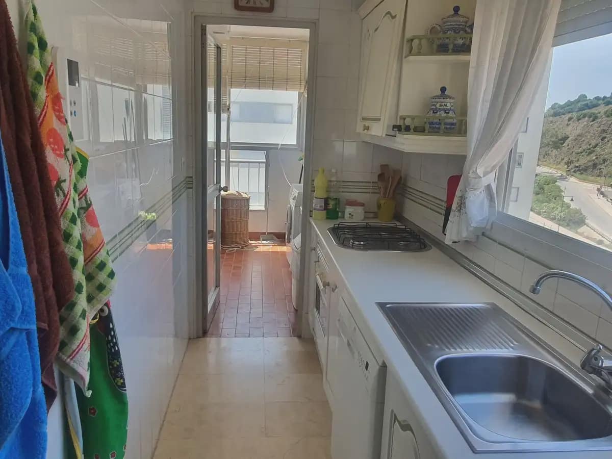 3 bedroom Beach Apartment for sale in Fuengirola with pool garage - € 1,000,000 (Ref: 9820726)