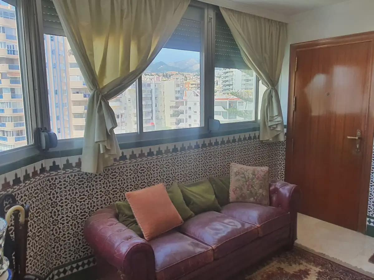 3 bedroom Beach Apartment for sale in Fuengirola with pool garage - € 1,000,000 (Ref: 9820726)
