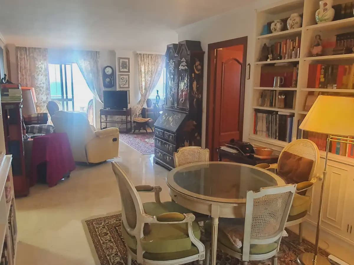 3 bedroom Beach Apartment for sale in Fuengirola with pool garage - € 1,000,000 (Ref: 9820726)