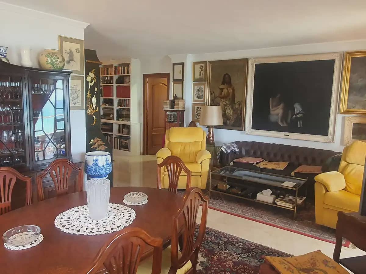 3 bedroom Beach Apartment for sale in Fuengirola with pool garage - € 1,000,000 (Ref: 9820726)