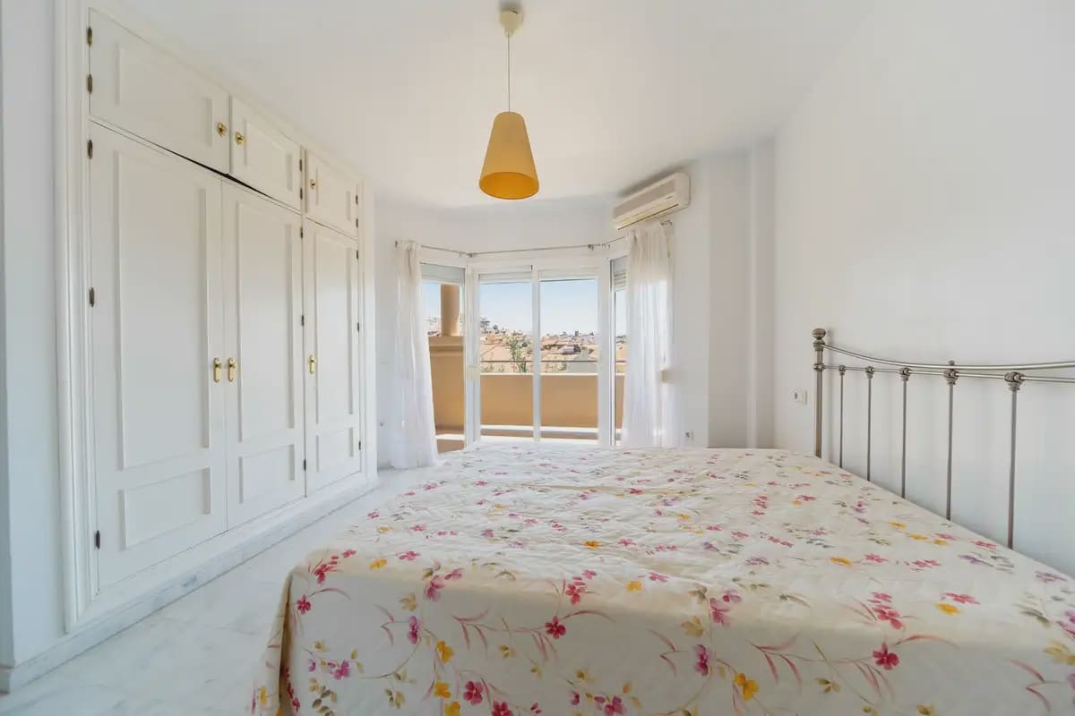 3 slaapkamer Appartement te koop in Fuengirola met zwembad garage - € 389.000 (Ref: 9821758)