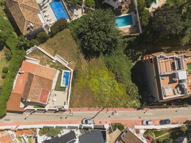 Tomt till salu i Las Gaviotas  - Carvajal, Fuengirola - 289 000 € (Ref: 9821759)
