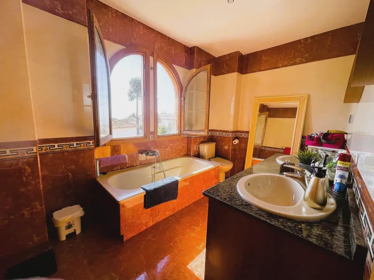 4 camera da letto Villetta Bifamiliare in vendita in Mijas con piscina garage - 695.000 € (Rif: 9821764)