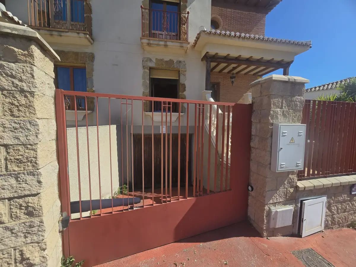 4 camera da letto Villetta Bifamiliare in vendita in Mijas con piscina garage - 695.000 € (Rif: 9821764)