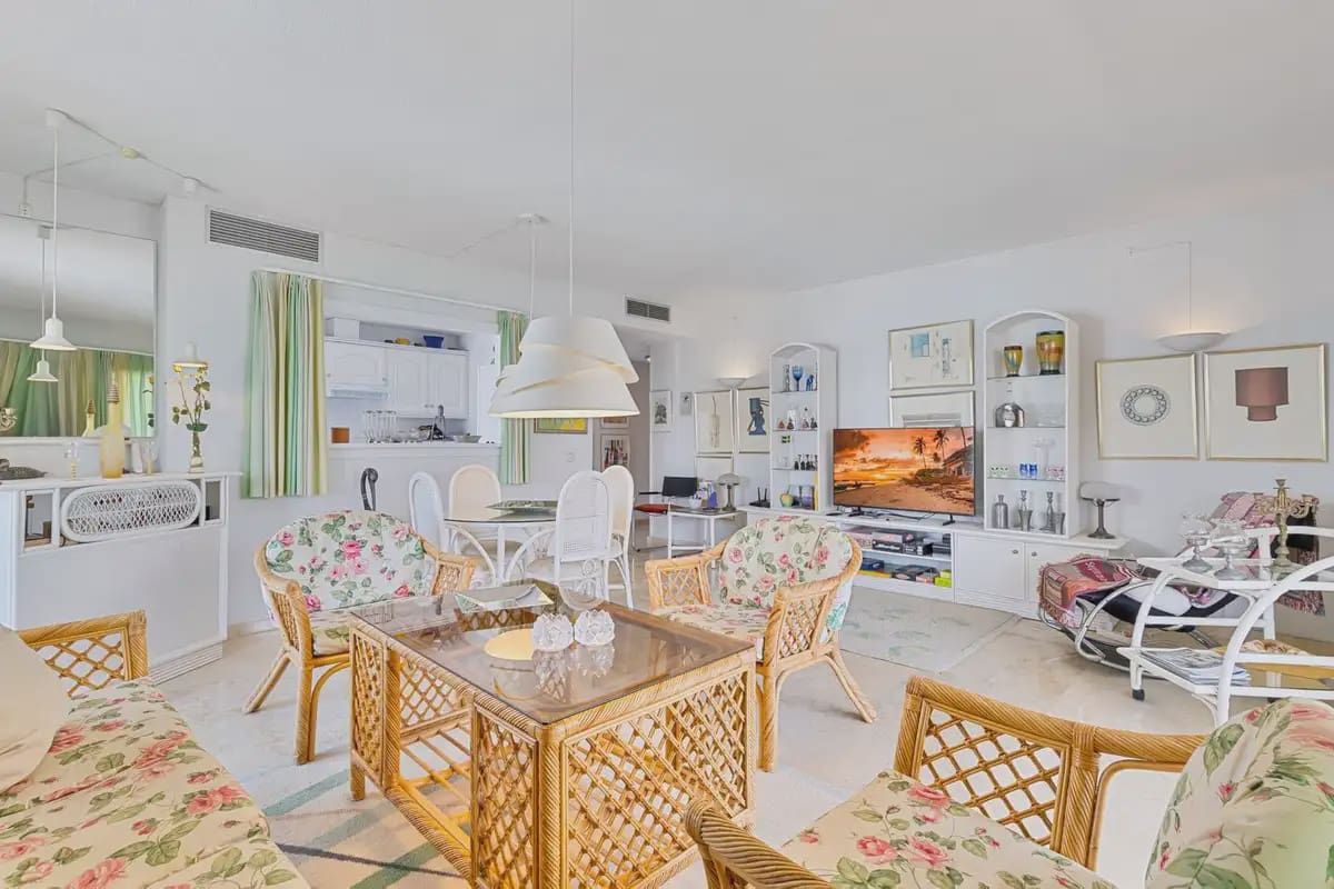 3 bedroom Beach Apartment for sale in Fuengirola - € 750,000 (Ref: 9821770)