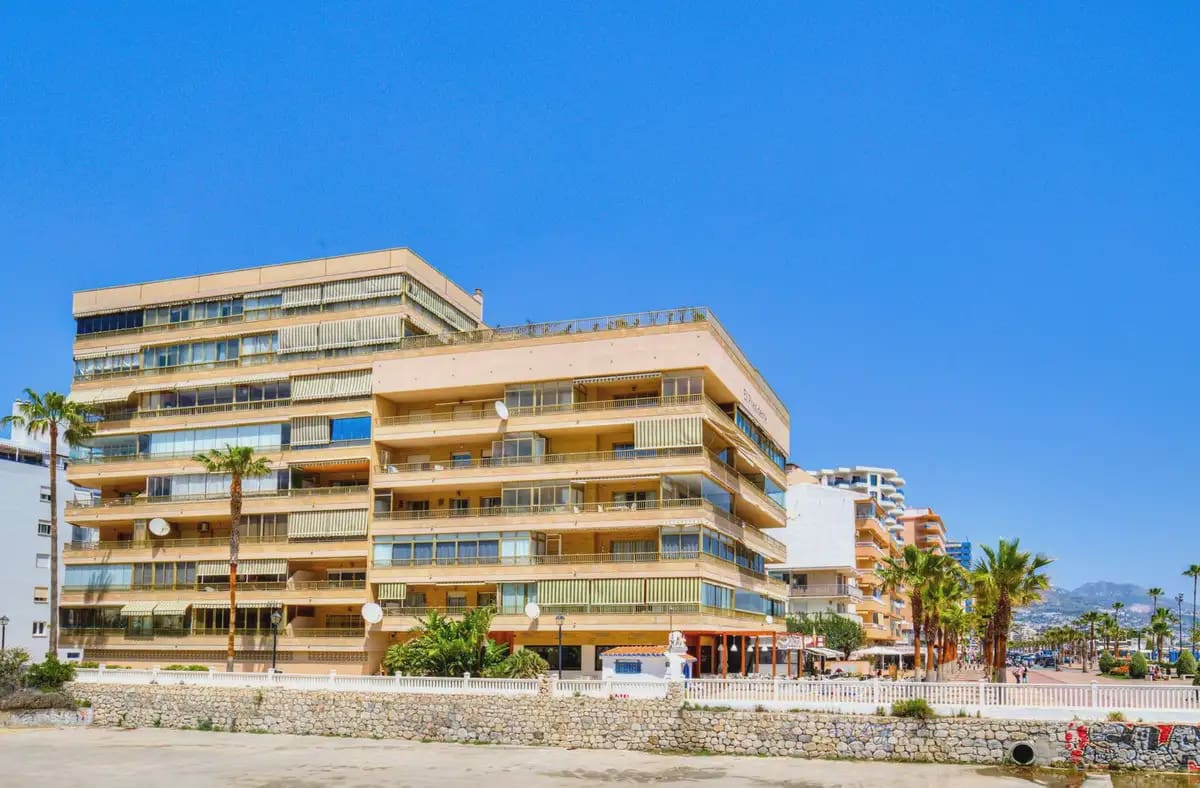 3 bedroom Beach Apartment for sale in Fuengirola - € 750,000 (Ref: 9821770)