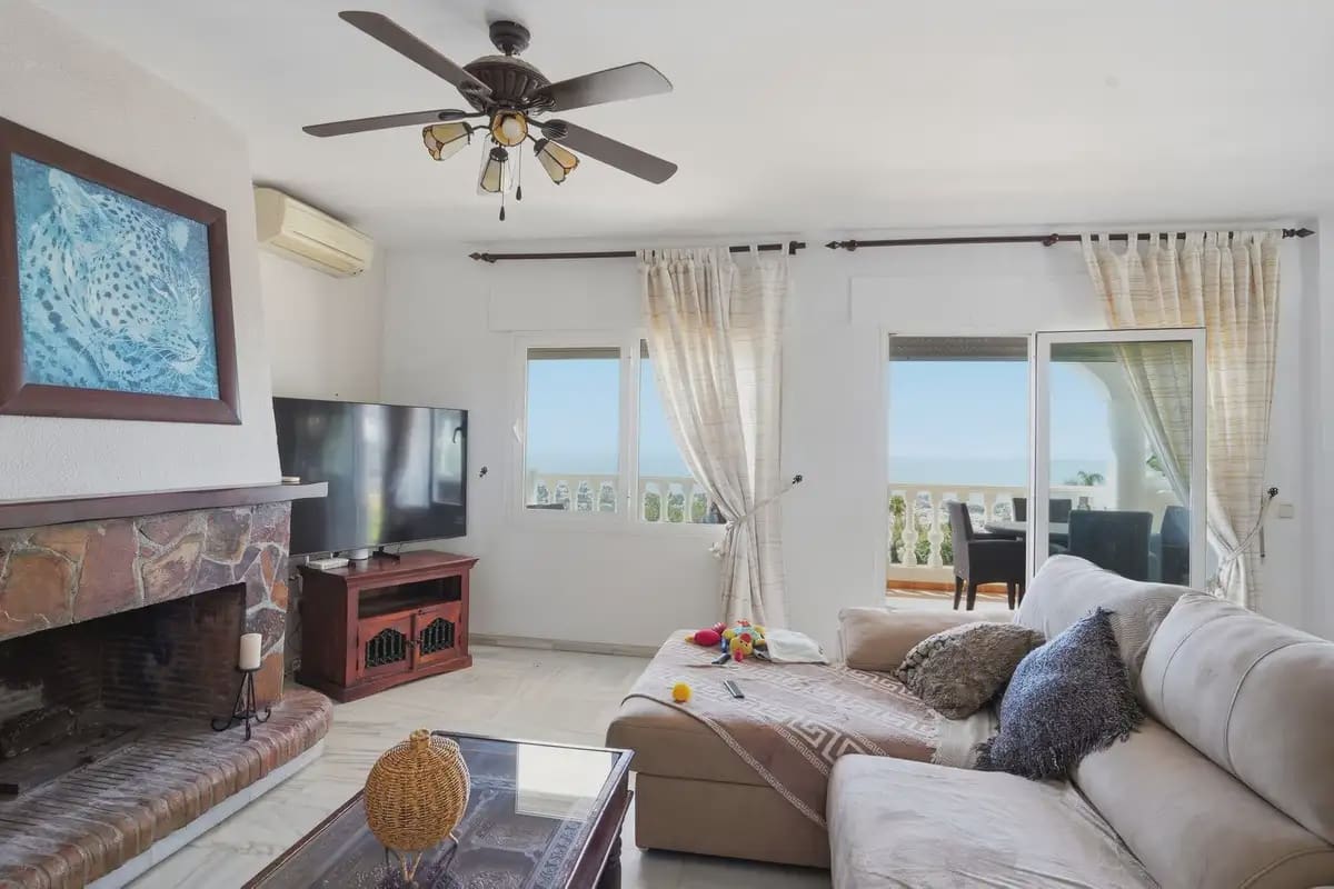 6 soverom Villa til salgs i Benalmadena med svømmebasseng garasje - € 1 495 000 (Ref: 9821772)