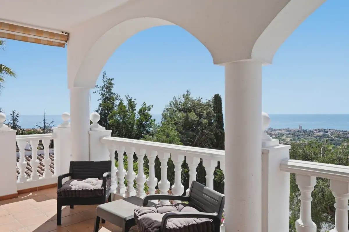 6 soverom Villa til salgs i Benalmadena med svømmebasseng garasje - € 1 495 000 (Ref: 9821772)