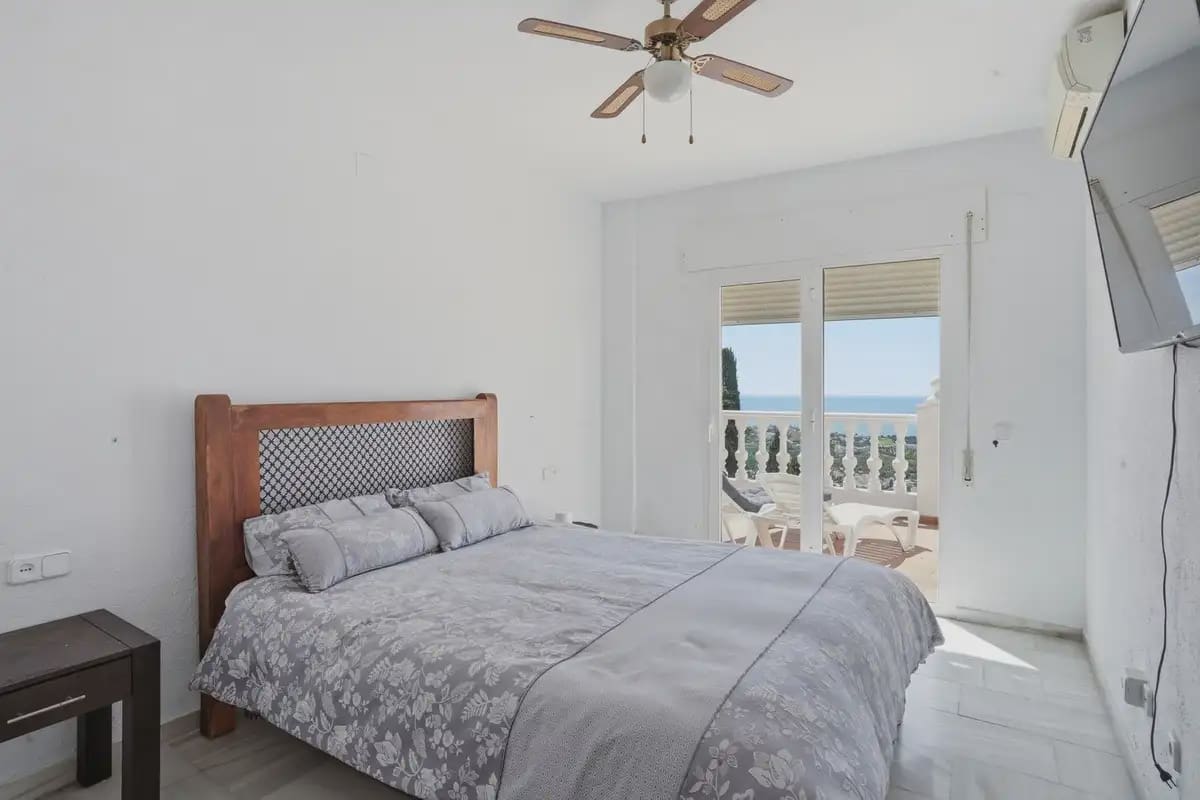 6 soverom Villa til salgs i Benalmadena med svømmebasseng garasje - € 1 495 000 (Ref: 9821772)