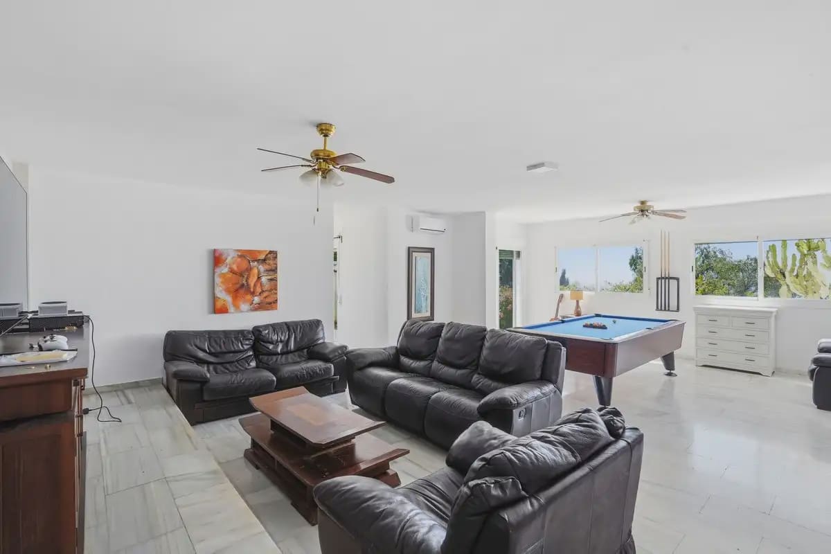 6 soverom Villa til salgs i Benalmadena med svømmebasseng garasje - € 1 495 000 (Ref: 9821772)