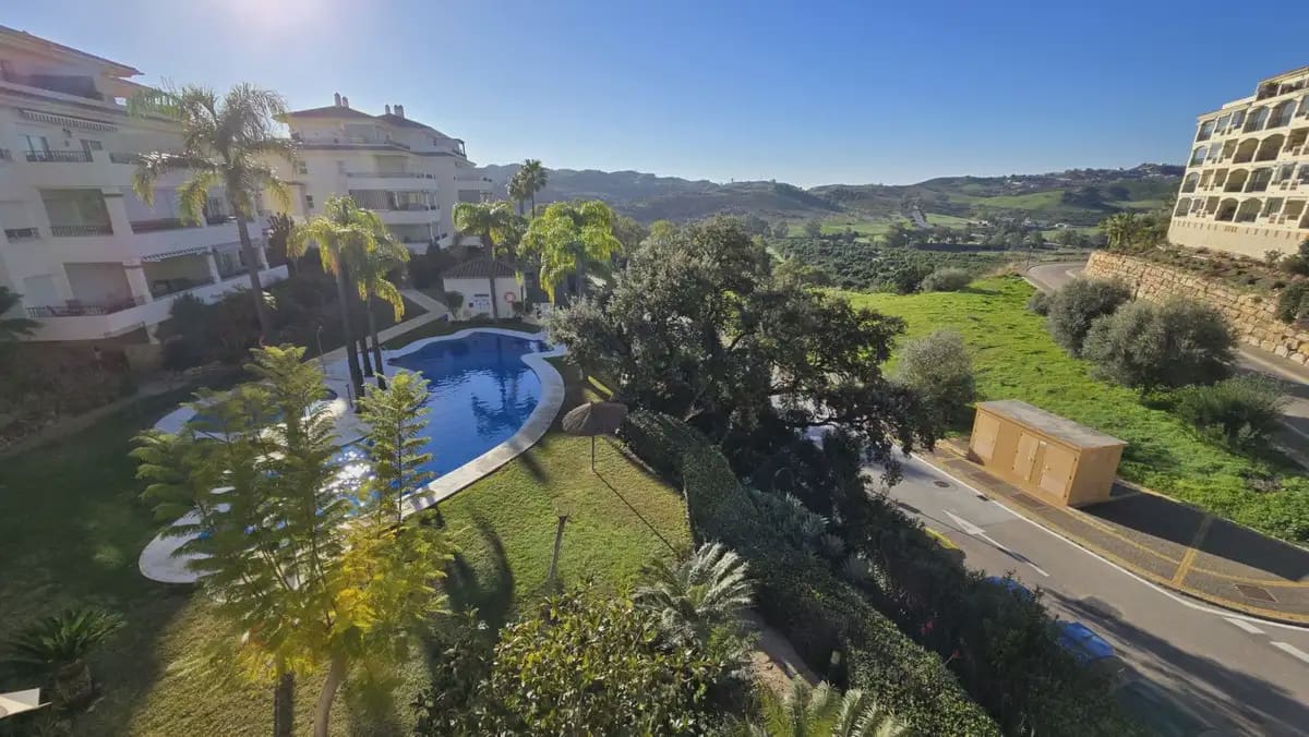 Apartamento de 2 habitaciones en Mijas en venta con piscina garaje - 329.000 € (Ref: 9821774)